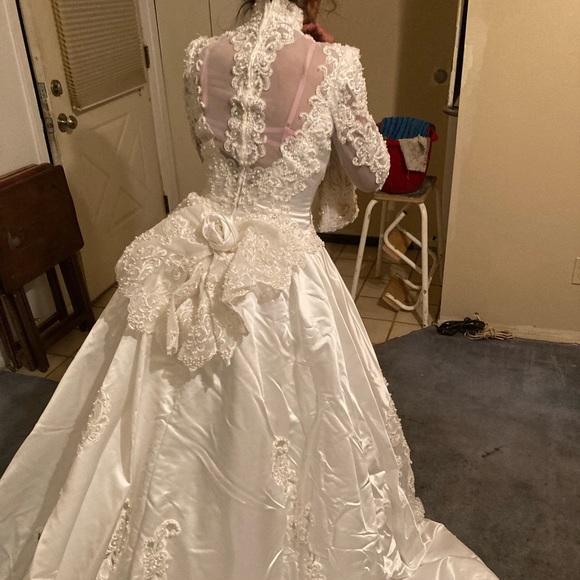 Mori Lee - Picture 5 of 8